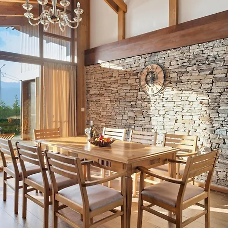 Pirin Golf Villa
